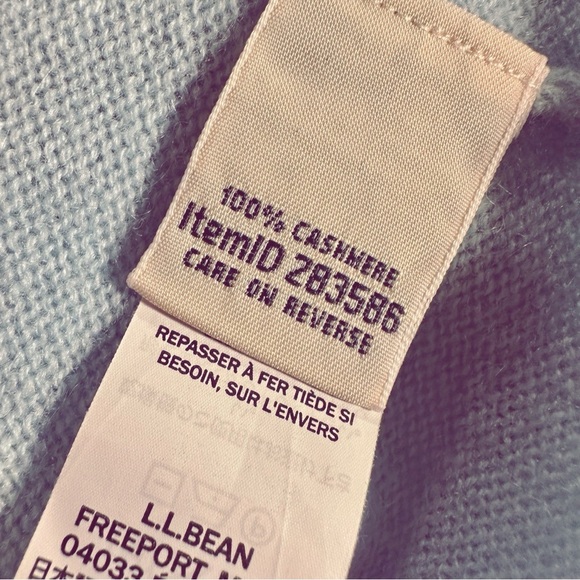 L.L. Bean ‘Women’s Classic Cashmere Crewneck’ in Soft Turquoise / Baby Blue XS - Picture 8 of 14